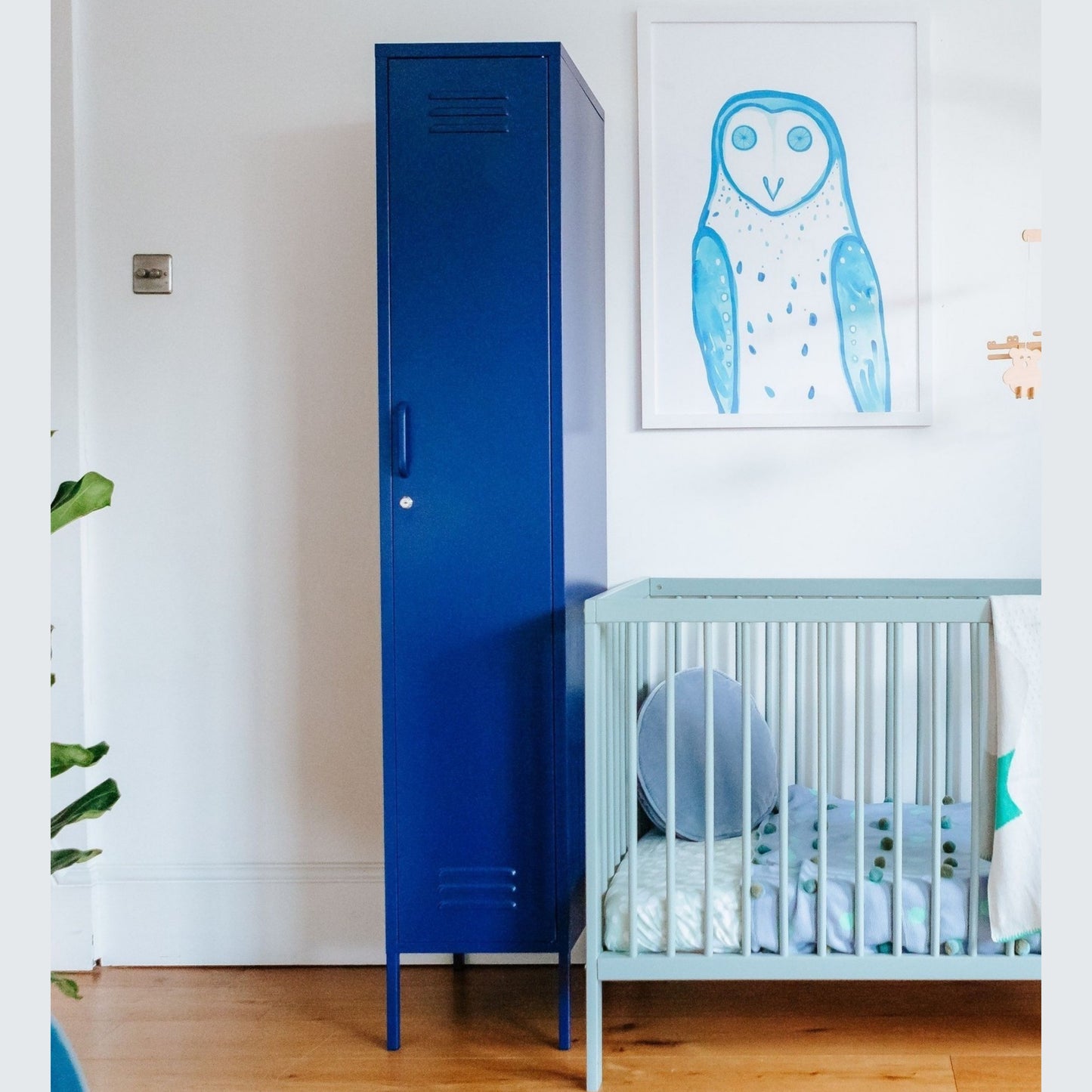 Steel Skinny Wardrobe Metal Locker Adjustable Shelves Storage Cabinet - Navy Blue