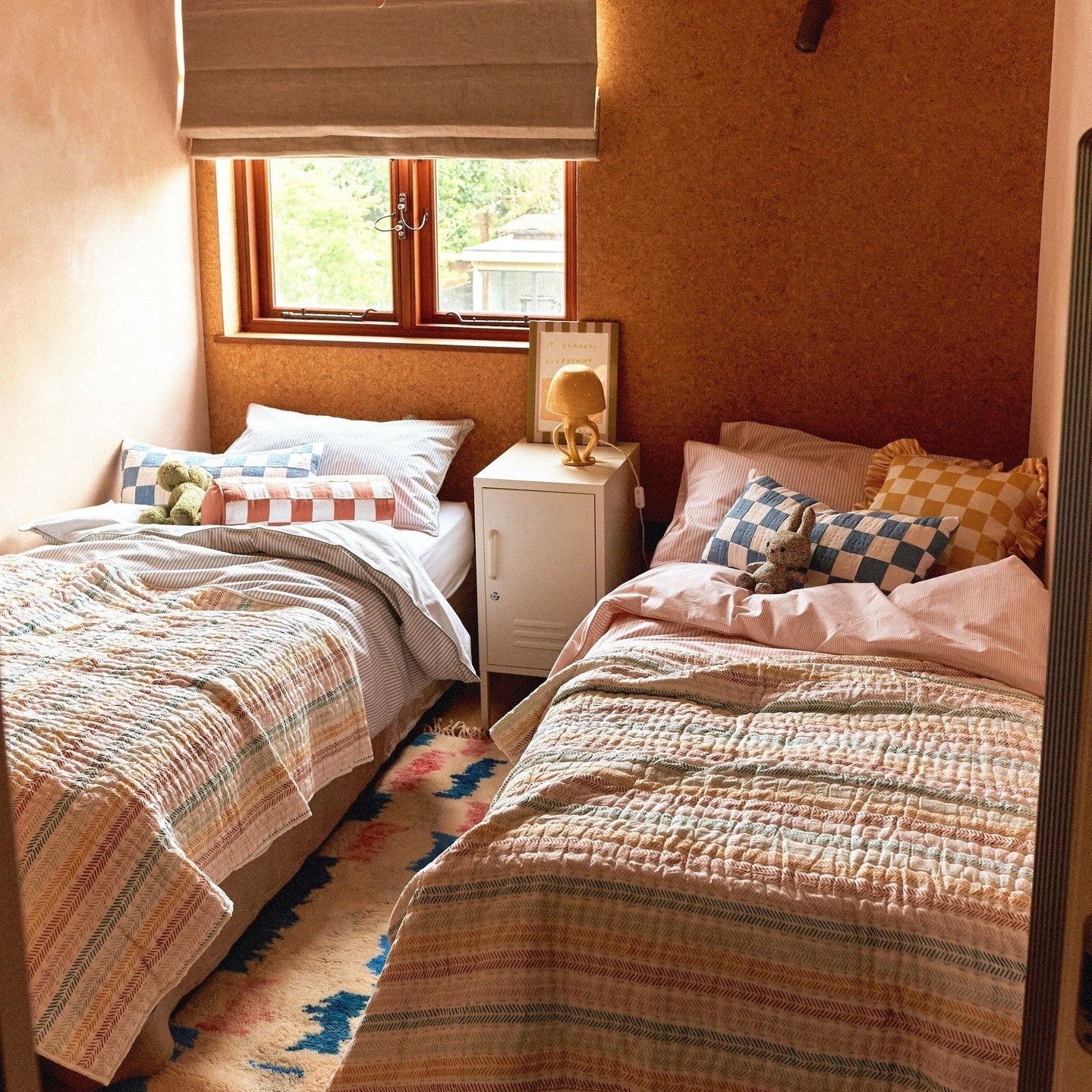 Steel Bedside Pedestal Metal Locker Adjustable Shelves Storage Cabinet - White