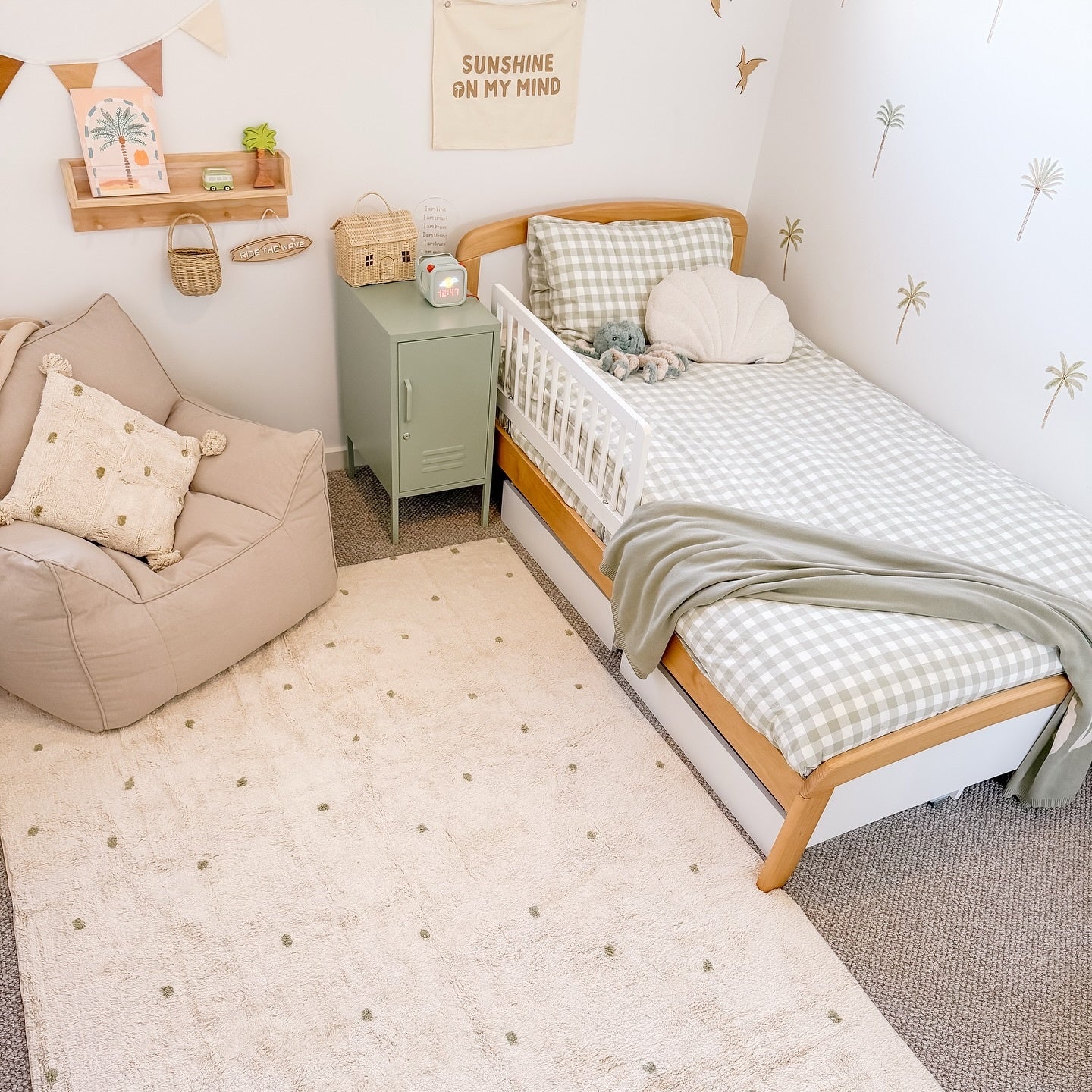 Steel Bedside Pedestal Metal Locker Adjustable Shelves Storage Cabinet - Matcha Green